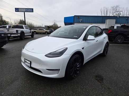 Used 2023 Tesla Model Y Performance image 1