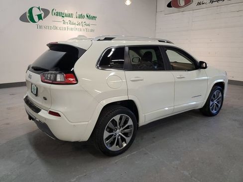 Used 2019 Jeep Cherokee Overland w/ Technology Group AWD/4WD image 6