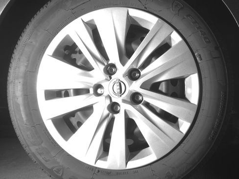 Used 2025 Nissan Sentra S FWD image 15