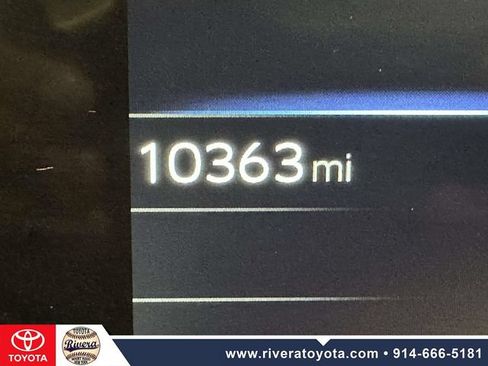 Used 2024 Toyota Prius Prime FWD image 33