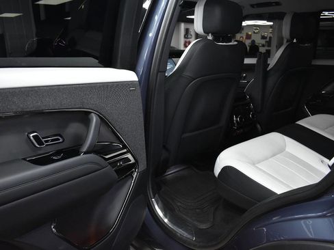 Used 2023 Land Rover Range Rover Sport SE Dynamic image 20