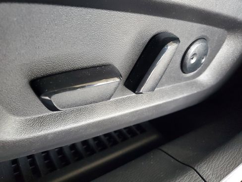 Used 2022 Mitsubishi Outlander SEL FWD image 19