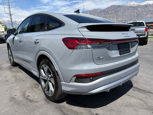 Used 2025 Audi Q4 e-tron Prestige AWD/4WD image 7