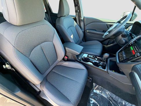New 2026 Subaru Forester Premium AWD/4WD image 15