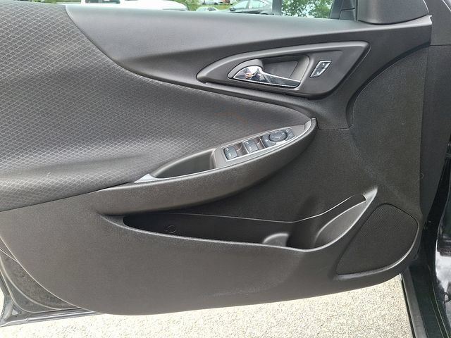 Used 2025 Chevrolet Malibu LS FWD image 12