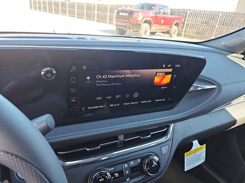 New 2026 Buick Envista Preferred w/ Convenience II Package image 17