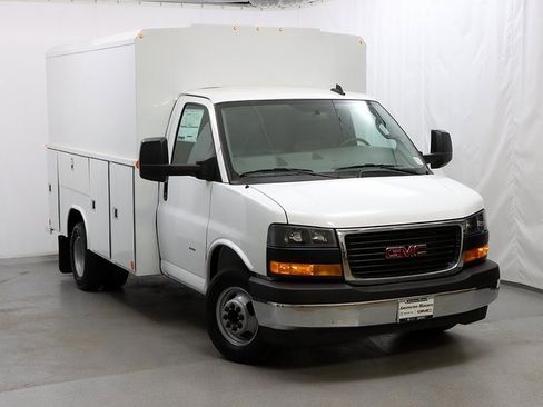 New 2025 GMC Savana 3500 w/ Power Convenience Package image 1