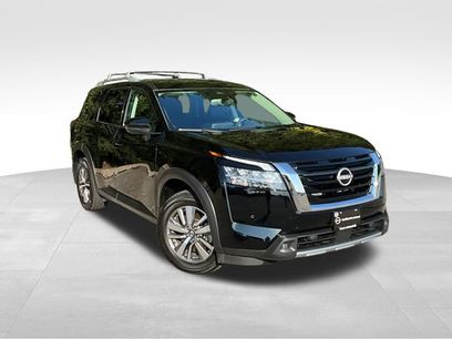 Certified 2022 Nissan Pathfinder SL