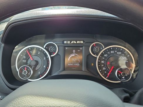 New 2026 RAM 2500 Tradesman AWD/4WD image 19