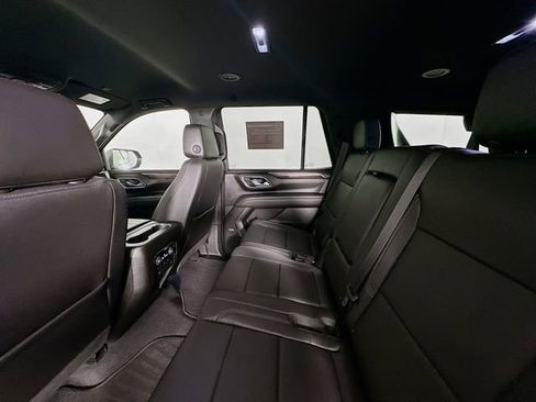 Used 2022 Chevrolet Tahoe LT w/ Luxury Package RWD image 23