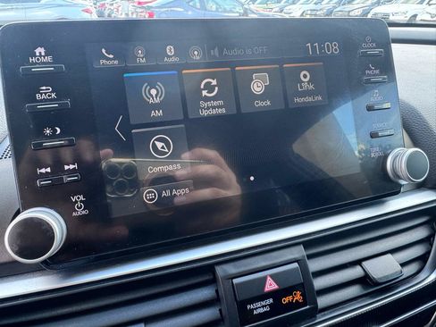Used 2018 Honda Accord Sport image 30