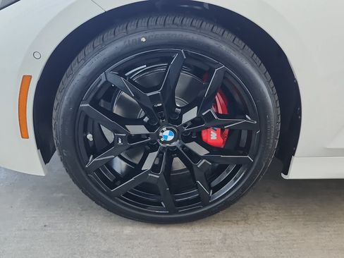 New 2026 BMW 330i Sedan w/ M Sport Package RWD image 7