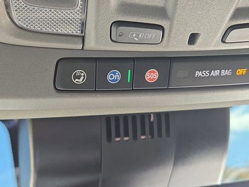 Used 2024 GMC Sierra 1500 SLT image 29