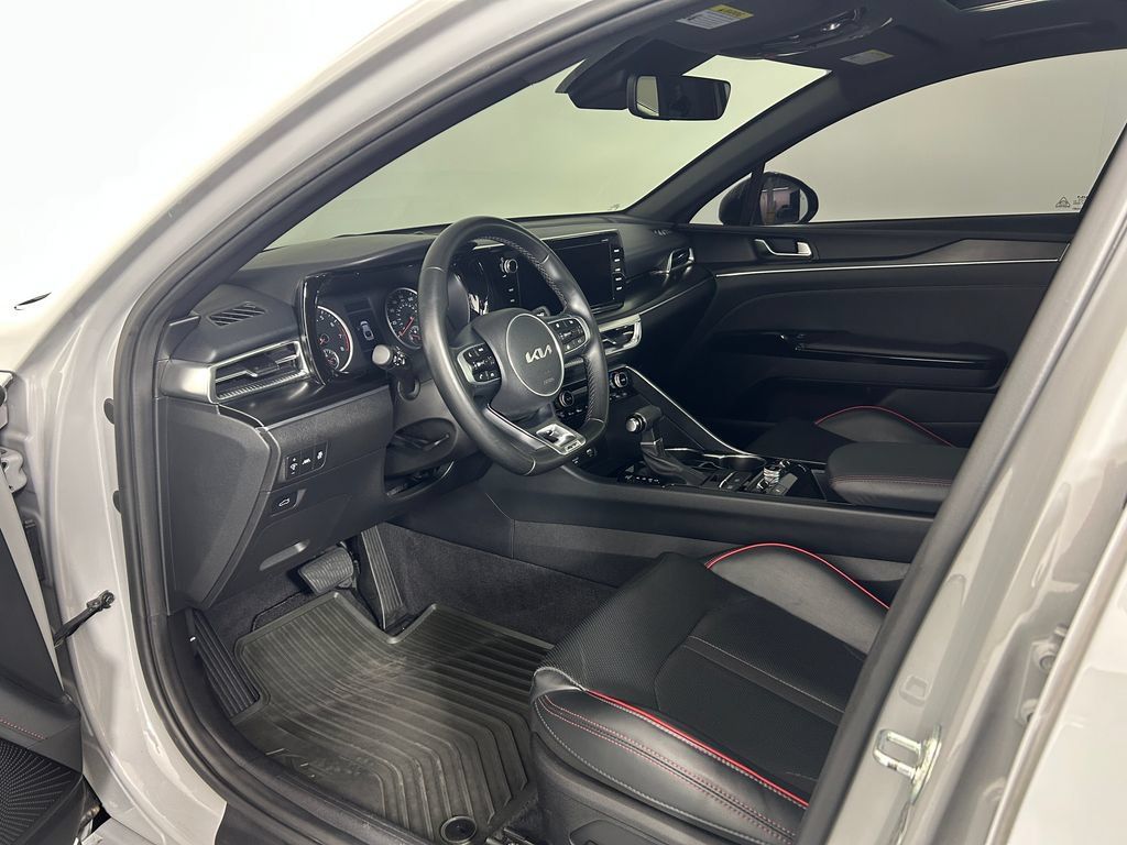 Used 2023 Kia K5 GT FWD image 4