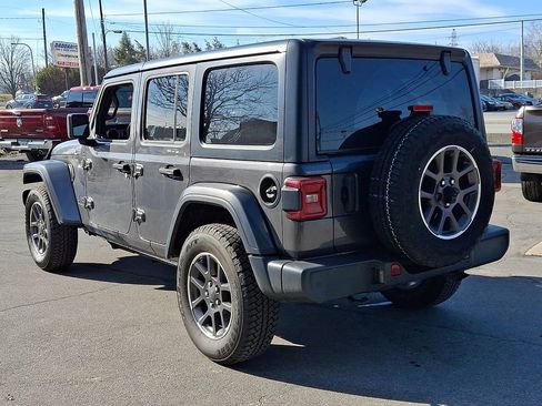 Used 2021 Jeep Wrangler Unlimited Sport AWD/4WD image 7