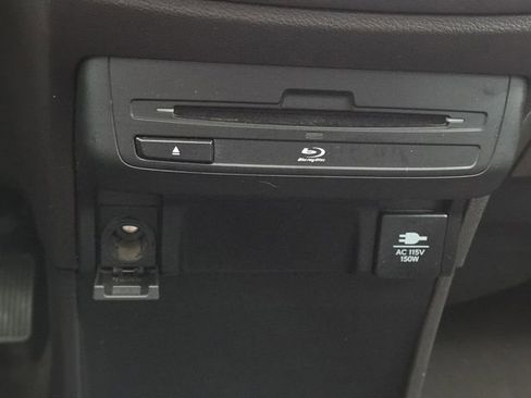 Used 2018 Honda Odyssey Elite image 8