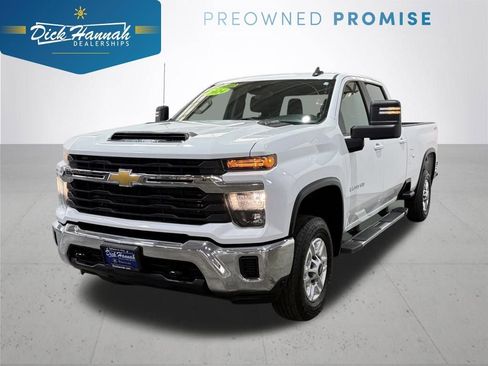 Used 2024 Chevrolet Silverado 2500 LT image 1