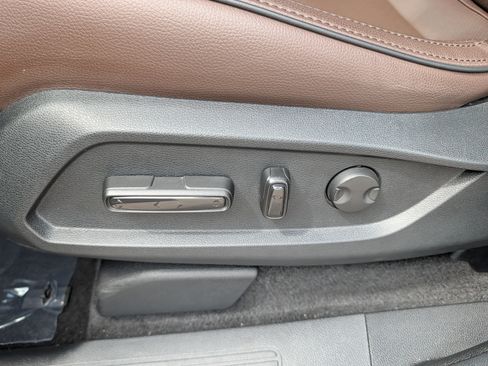 Used 2024 Honda Pilot Elite image 23