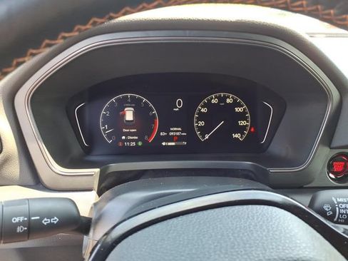 Used 2024 Honda Pilot TrailSport image 9