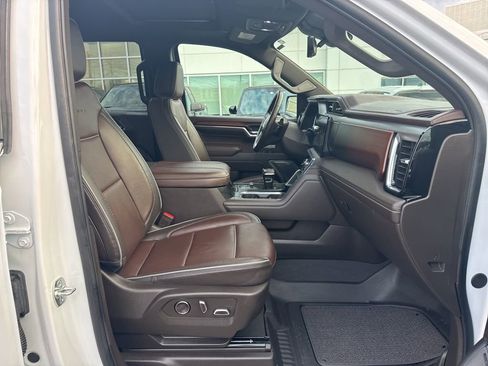 Used 2025 GMC Sierra 1500 Denali w/ Denali Reserve Package image 21