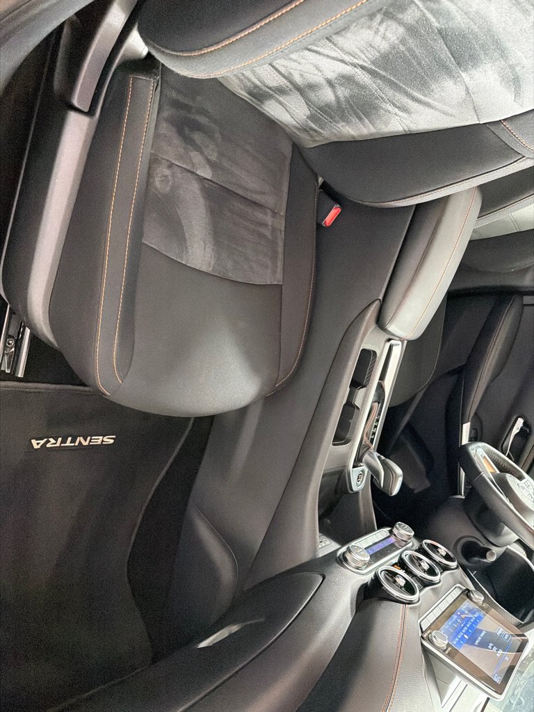 Used 2023 Nissan Sentra SR w/ Trunk Package FWD image 21