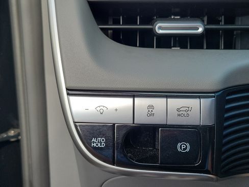 Used 2024 Hyundai Ioniq 5 SEL RWD image 12