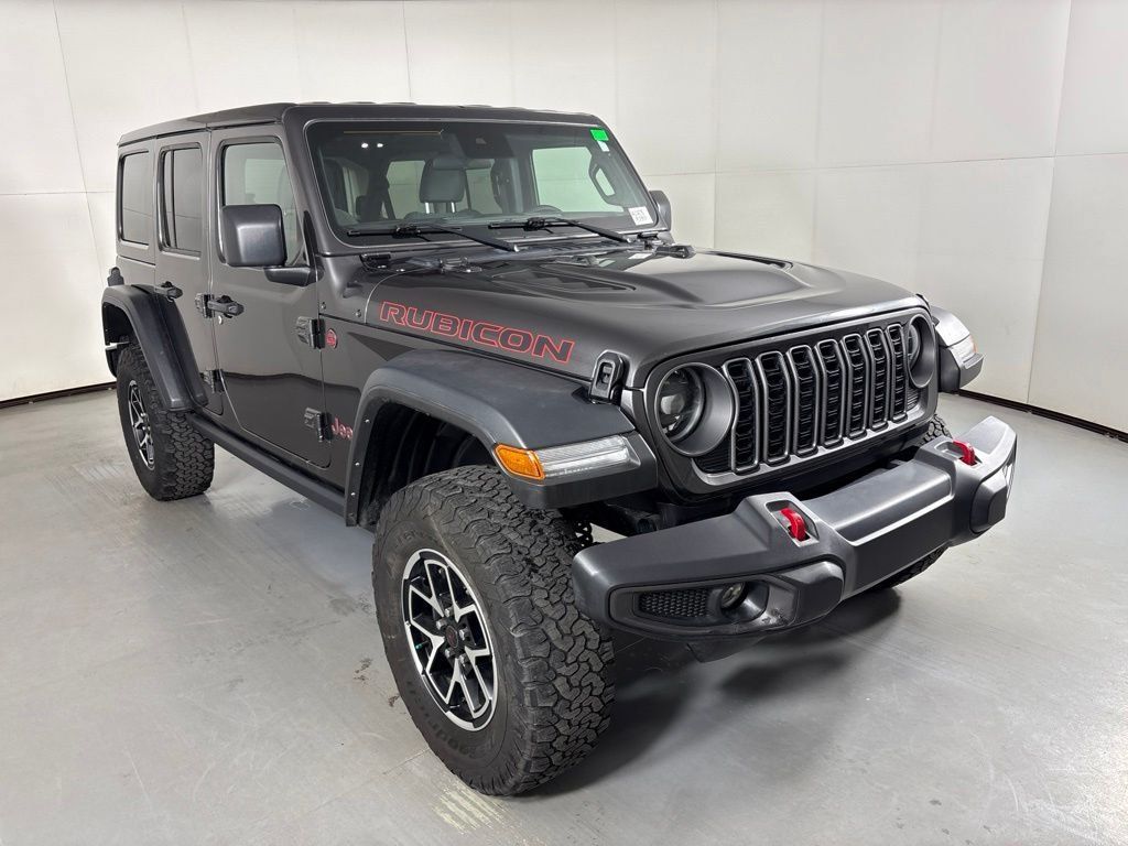 Used 2025 Jeep Wrangler Unlimited Rubicon w/ Convenience Group AWD/4WD image 2