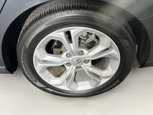 Used 2023 Honda Accord LX image 11