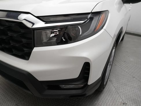Used 2025 Honda Passport EX-L image 23