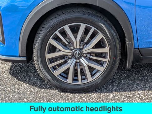Used 2023 Nissan Kicks SV FWD image 13