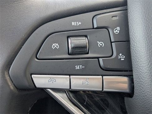 Used 2022 Cadillac XT6 Premium Luxury w/ Technology Package image 29