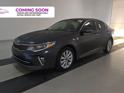 Used 2018 Kia Optima S image 1