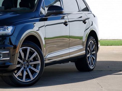 Used 2018 Audi Q7 3.0T Prestige w/ Prestige Package image 22