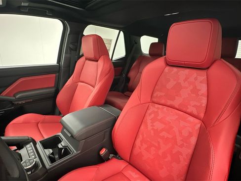 Certified 2025 Toyota 4Runner TRD Pro image 9