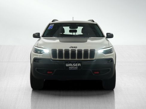 Used 2019 Jeep Cherokee Trailhawk w/ Cold Weather Group image 8