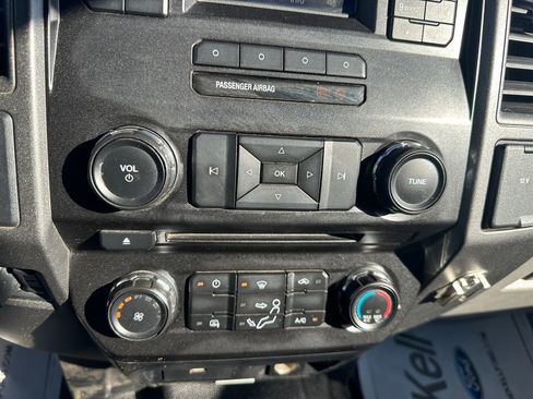 Used 2017 Ford F350 XL w/ Power Equipment Group image 9