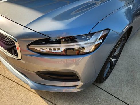 Used 2019 Volvo S90 T5 Momentum w/ Protection Package Premier FWD image 7