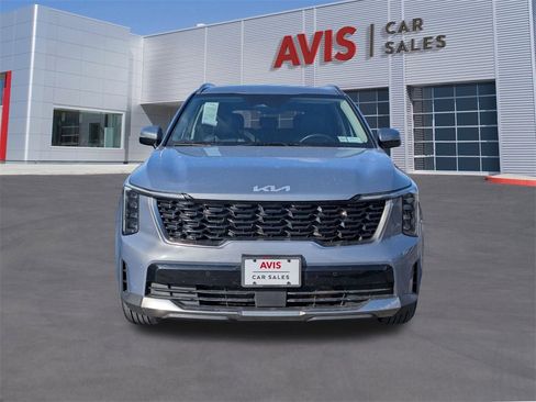Used 2024 Kia Sorento S image 10