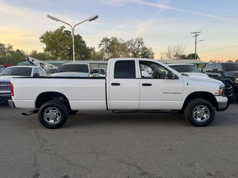 Used 2004 Dodge Ram 2500 Truck SLT w/ Trailer Tow Group AWD/4WD image 2