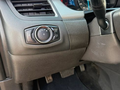 Used 2013 Ford Edge SEL AWD/4WD image 18