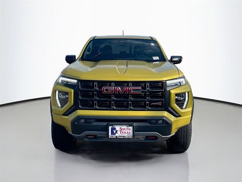 Used 2024 GMC Canyon AT4 image 2