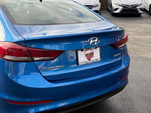 Used 2017 Hyundai Elantra Limited image 6