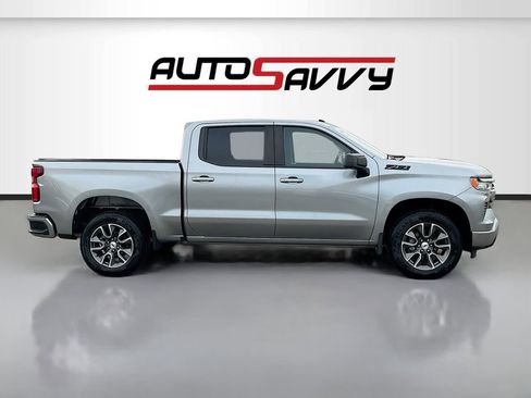 Used 2023 Chevrolet Silverado 1500 RST w/ Z71 Off-Road Package AWD/4WD image 8