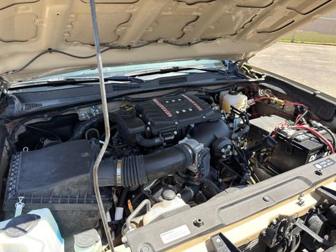 Used 2019 Toyota Tacoma TRD Off-Road AWD/4WD image 31