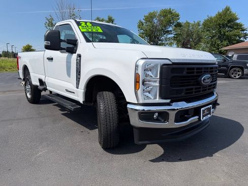 Used 2026 Ford F250 XL AWD/4WD image 3
