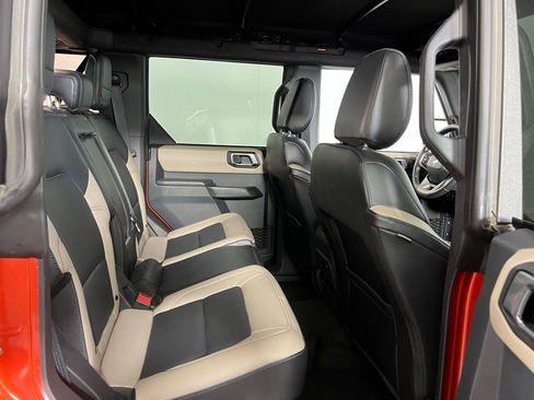 Used 2024 Ford Bronco Wildtrak image 29