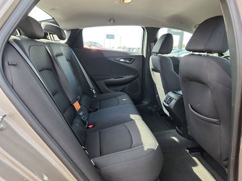 Used 2023 Chevrolet Malibu LT image 14