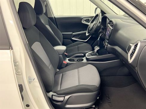 Used 2023 Kia Soul LX w/ Option Group 015 image 21
