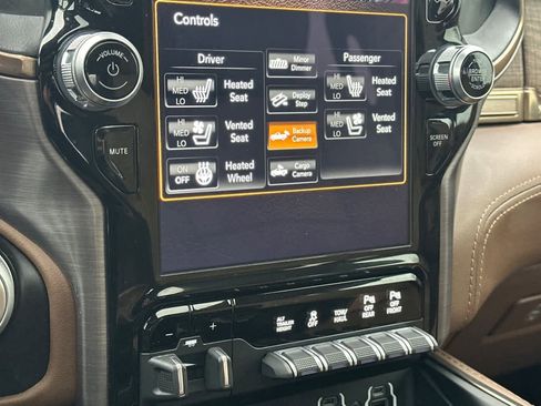 Used 2021 RAM 2500 Limited image 20