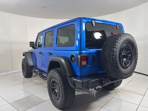 Used 2023 Jeep Wrangler Unlimited Sport AWD/4WD image 3